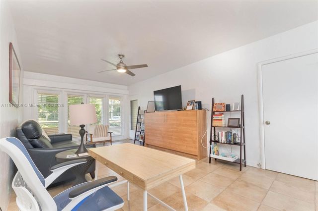 20 Park Dr 2, Bal Harbour, FL 33154