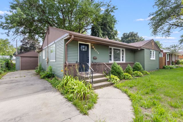 6319 Park Ridge Road, Loves Park, IL 61111
