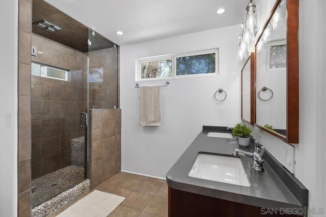 2435 Chicago St, San Diego, CA 92110