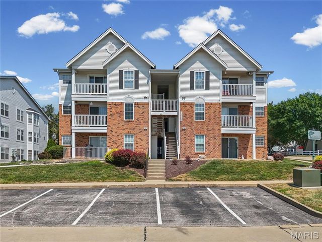 1209 Woodland Point Drive B, St Louis, MO 63146