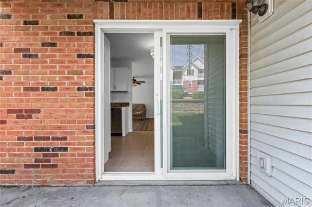 1209 Woodland Point Drive B, St Louis, MO 63146