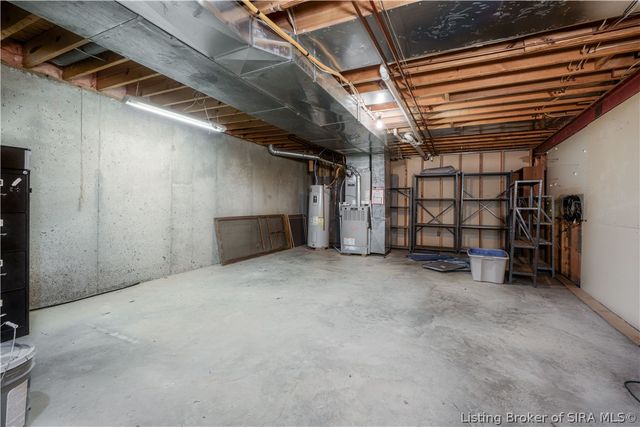 6110 Mariners Trail, Charlestown, IN 47111