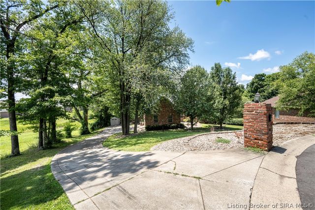 6110 Mariners Trail, Charlestown, IN 47111