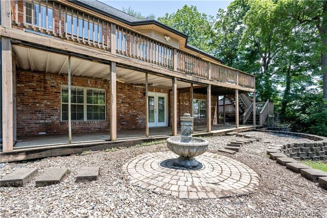 6110 Mariners Trail, Charlestown, IN 47111