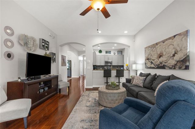 1807 LEYBOURNE LOOP, Wesley Chapel, FL 33543