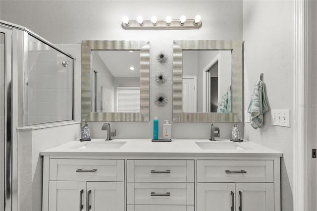 1807 LEYBOURNE LOOP, Wesley Chapel, FL 33543