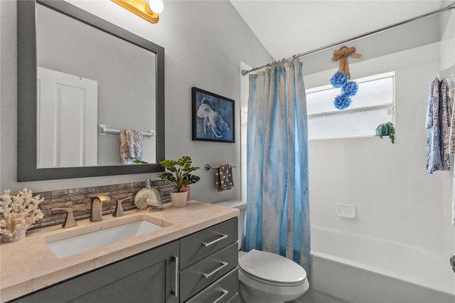 1807 LEYBOURNE LOOP, Wesley Chapel, FL 33543