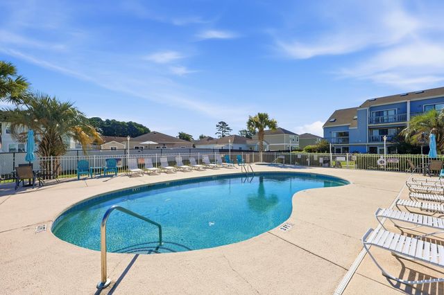 1890 Colony Dr Apt 17L, Surfside Beach, SC 29575