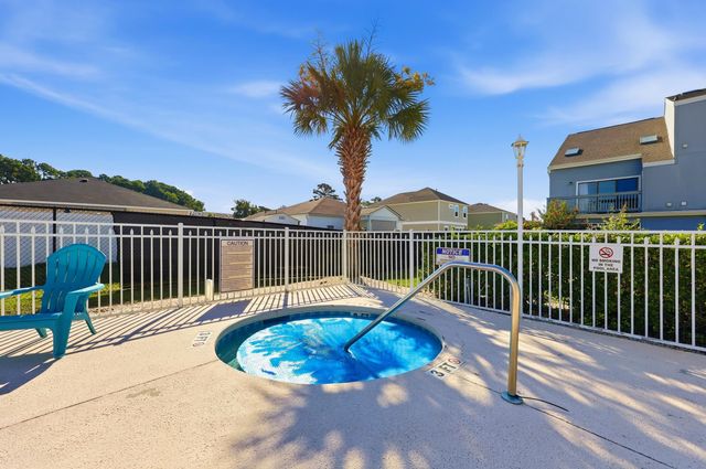 1890 Colony Dr Apt 17L, Surfside Beach, SC 29575