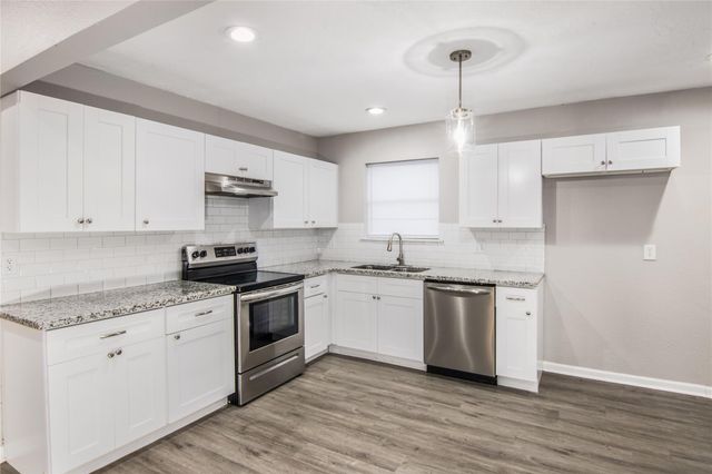 1702 Athens Drive, New Caney, TX 77357