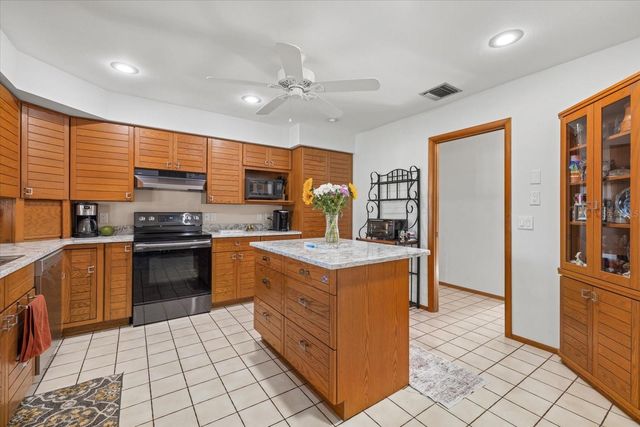 1111 77TH STREET NW, Bradenton, FL 34209