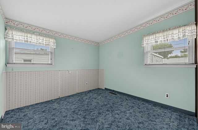 9325 TROUT RD, Philadelphia, PA 19115