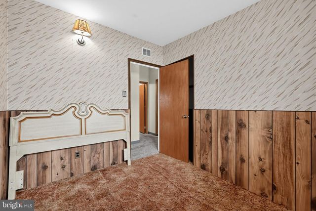 9325 TROUT RD, Philadelphia, PA 19115