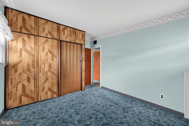 9325 TROUT RD, Philadelphia, PA 19115
