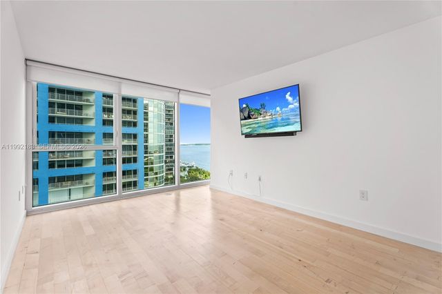 2101 Brickell Ave 806, Miami, FL 33129