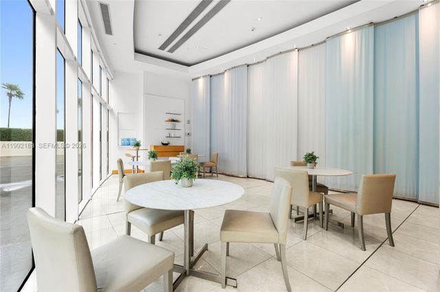 2101 Brickell Ave 806, Miami, FL 33129