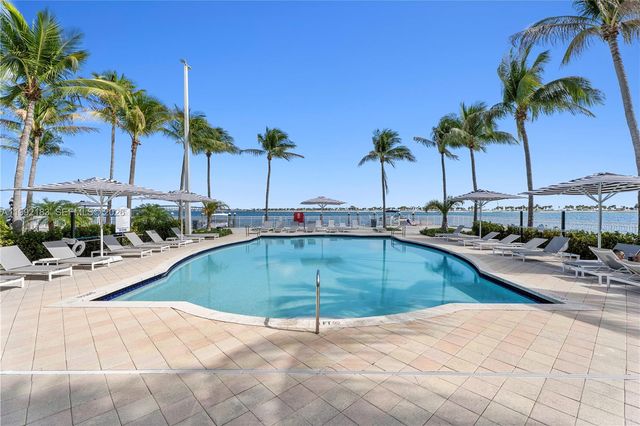 2101 Brickell Ave 806, Miami, FL 33129