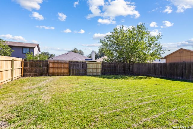 8519 Snakeweed, Converse, TX 78109
