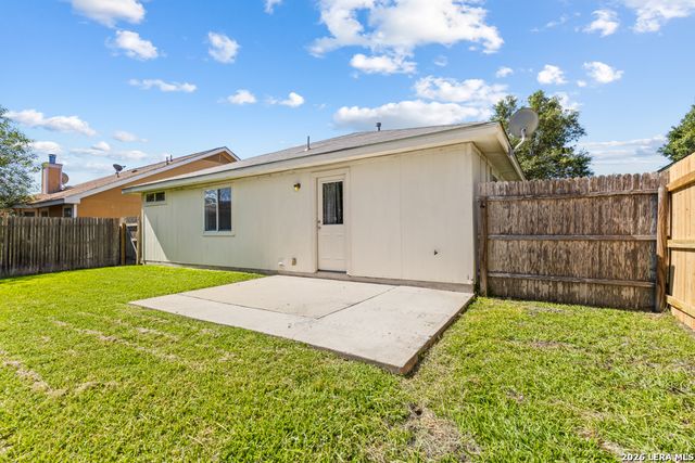 8519 Snakeweed, Converse, TX 78109