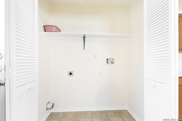 8519 Snakeweed, Converse, TX 78109