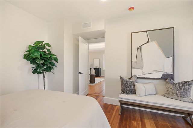 85 Bayview Avenue 2, Bristol, RI 02809