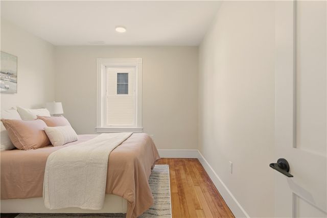 85 Bayview Avenue 2, Bristol, RI 02809