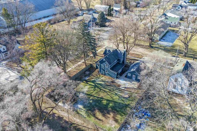 44 W Madison Street, Darien, WI 53114