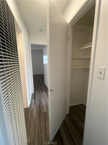 119 17th Street C, Huntington Beach, CA 92648