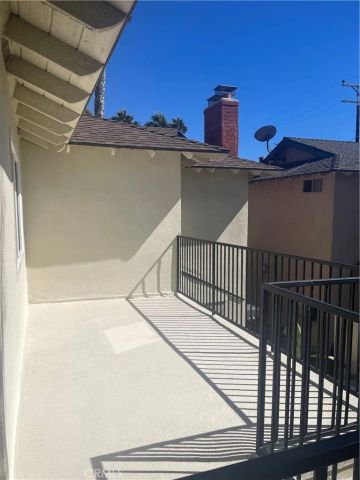 119 17th Street C, Huntington Beach, CA 92648