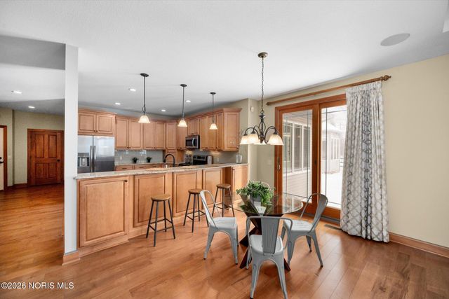 3813 Timber Valley Drive, Maumee, OH 43537