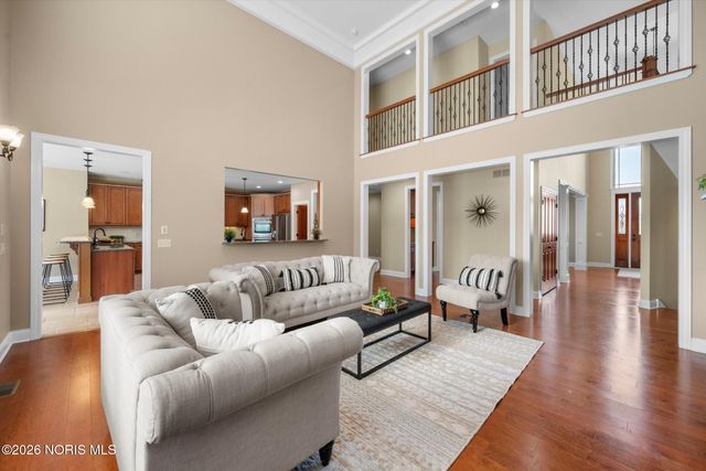 3813 Timber Valley Drive, Maumee, OH 43537