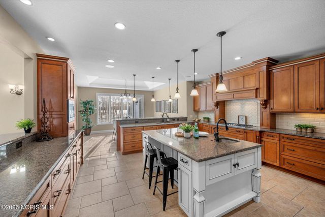 3813 Timber Valley Drive, Maumee, OH 43537