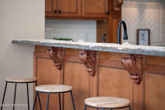 3813 Timber Valley Drive, Maumee, OH 43537