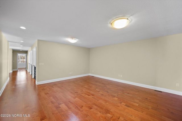 3813 Timber Valley Drive, Maumee, OH 43537