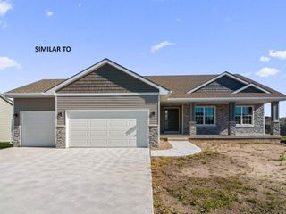 751 SE Hollow Court, West Des Moines, IA 50265
