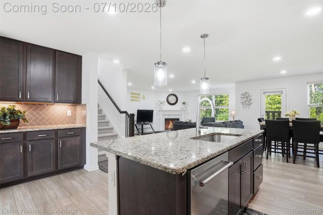 24506 Jade Drive, Farmington Hills, MI 48336