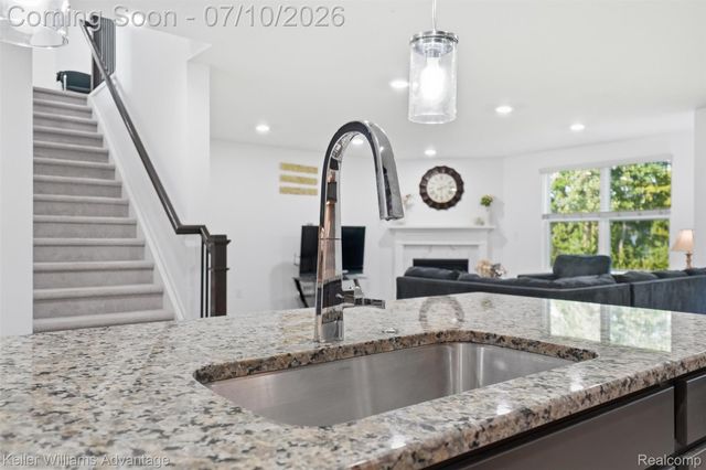 24506 Jade Drive, Farmington Hills, MI 48336
