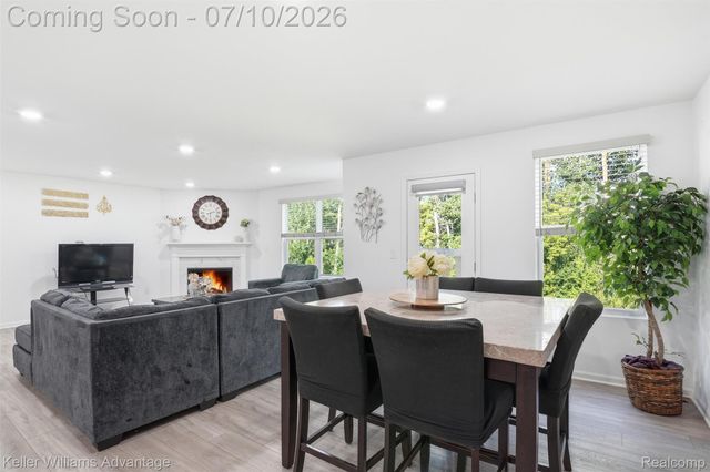 24506 Jade Drive, Farmington Hills, MI 48336