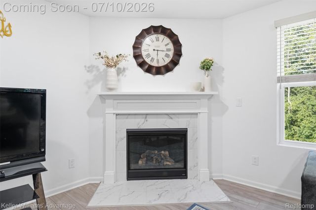 24506 Jade Drive, Farmington Hills, MI 48336