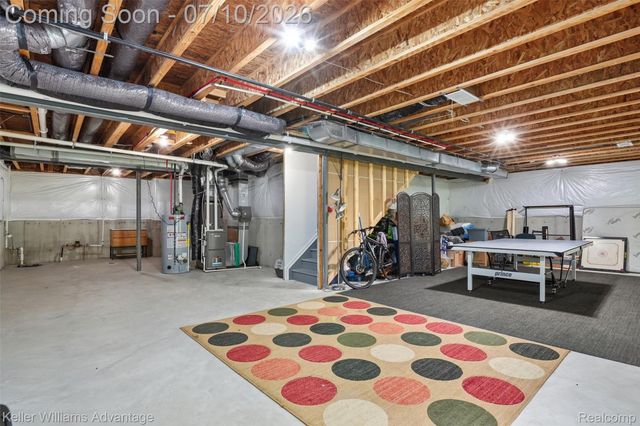 24506 Jade Drive, Farmington Hills, MI 48336