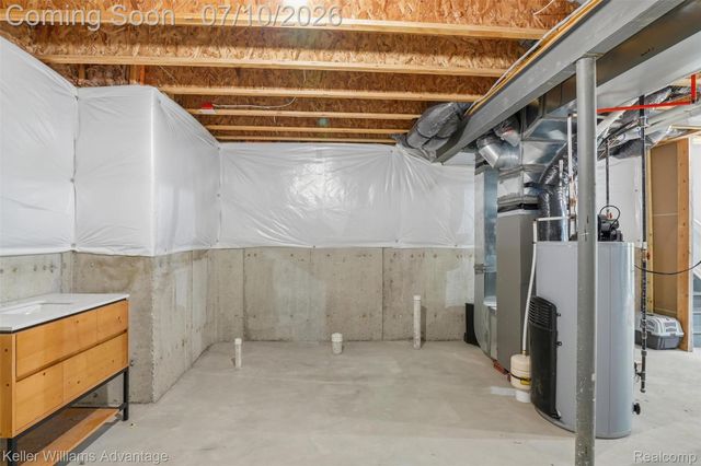 24506 Jade Drive, Farmington Hills, MI 48336