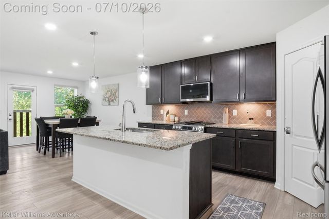 24506 Jade Drive, Farmington Hills, MI 48336