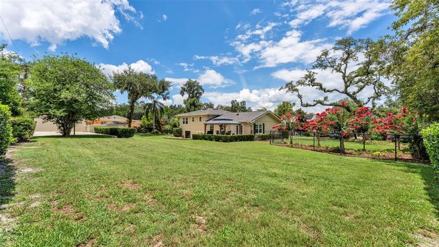 715 LAUREL LANE, Lakeland, FL 33813