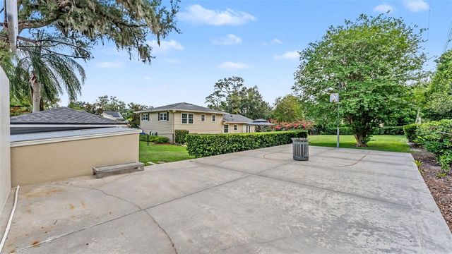 715 LAUREL LANE, Lakeland, FL 33813