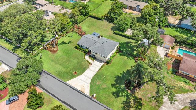 715 LAUREL LANE, Lakeland, FL 33813