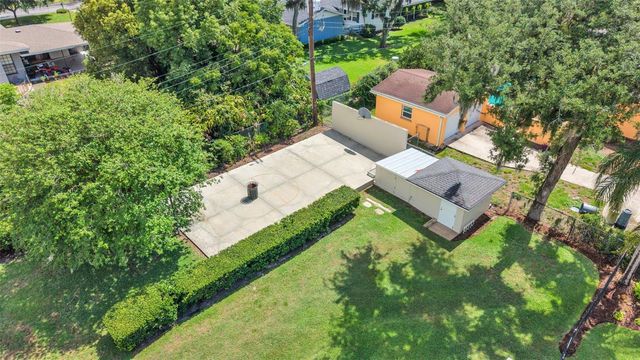 715 LAUREL LANE, Lakeland, FL 33813