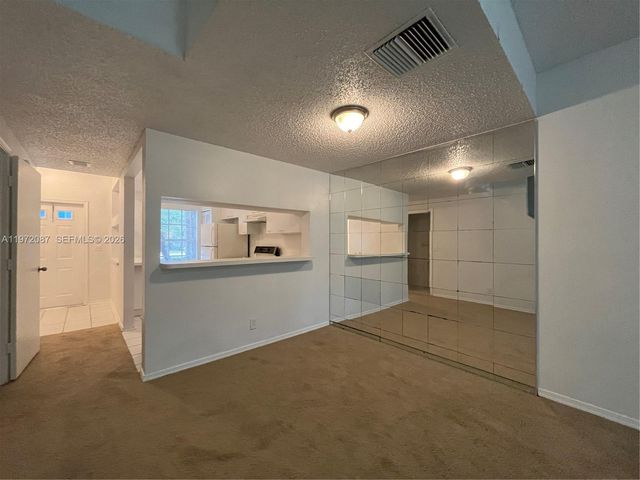 8064 Sanibel Dr, Tamarac, FL 33321