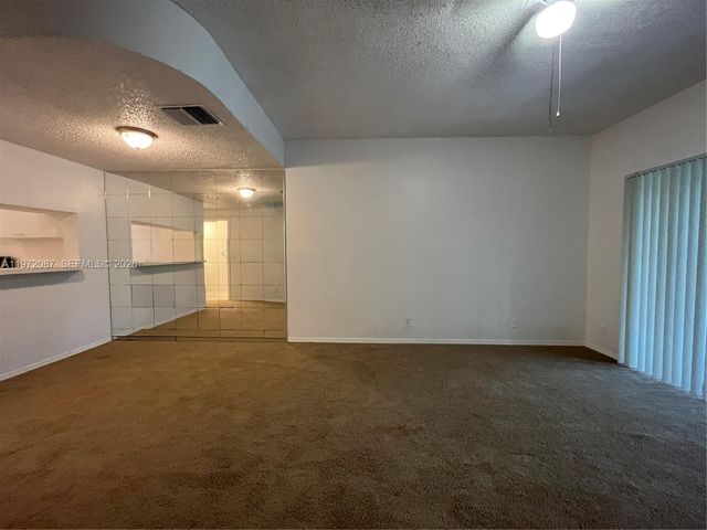 8064 Sanibel Dr, Tamarac, FL 33321