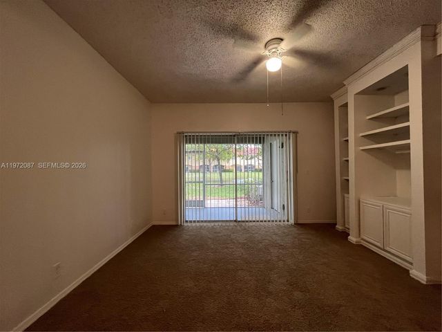 8064 Sanibel Dr, Tamarac, FL 33321