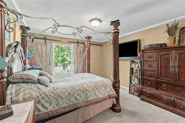 1720 N 150th Street, Basehor, KS 66007